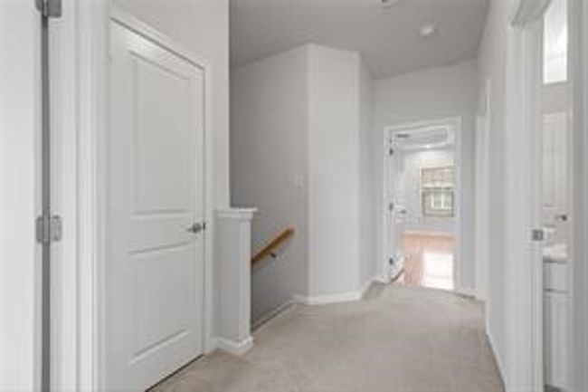 258 Venango Trl, Townhouse with 3 bedrooms, 3 bathrooms and 2 parking in Mars PA | Image 20