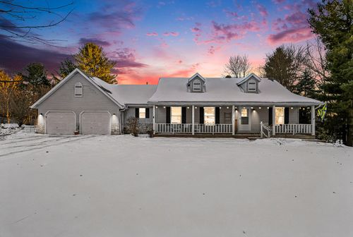 5560 Red Arrow Hwy, Coloma, MI, 49038-8943 | Card Image