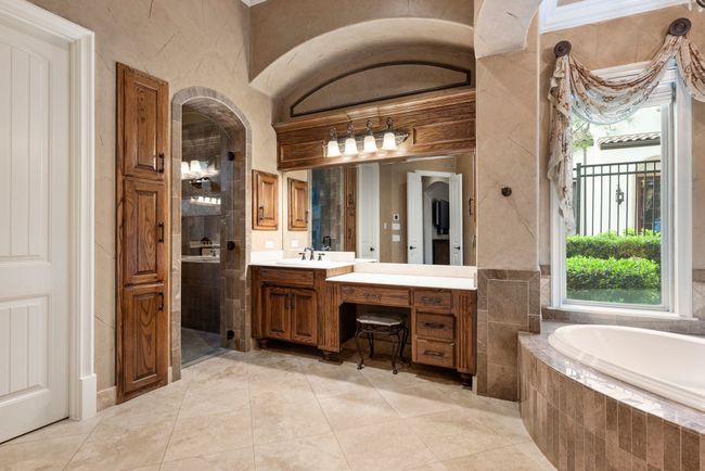 1800 Beam Dr, House other with 5 bedrooms, 7 bathrooms and null parking in Southlake TX | Image 23