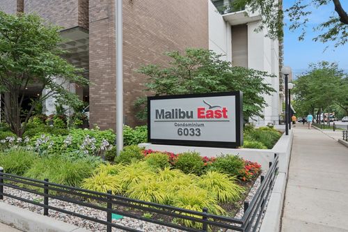 apt-34m-6033 N Sheridan Rd, Chicago, IL, 60660-3050 | Card Image