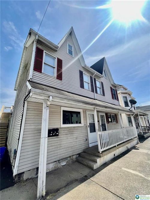 34 S 11th St, EASTON, PA, 18042-4185 | Card Image
