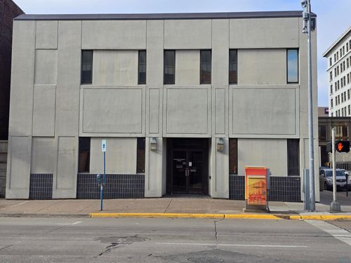 421 Nebraska Street, Sioux City, IA, 51101 | Card Image