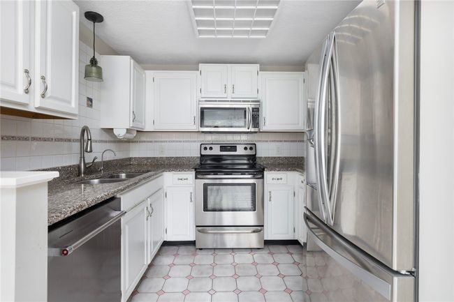 A - 26 Pheasant Run, Condo with 2 bedrooms, 2 bathrooms and 2 parking in Smithfield RI | Image 7