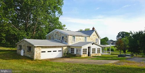 6416 Airlie Rd, WARRENTON, VA, 20187-4151 | Card Image