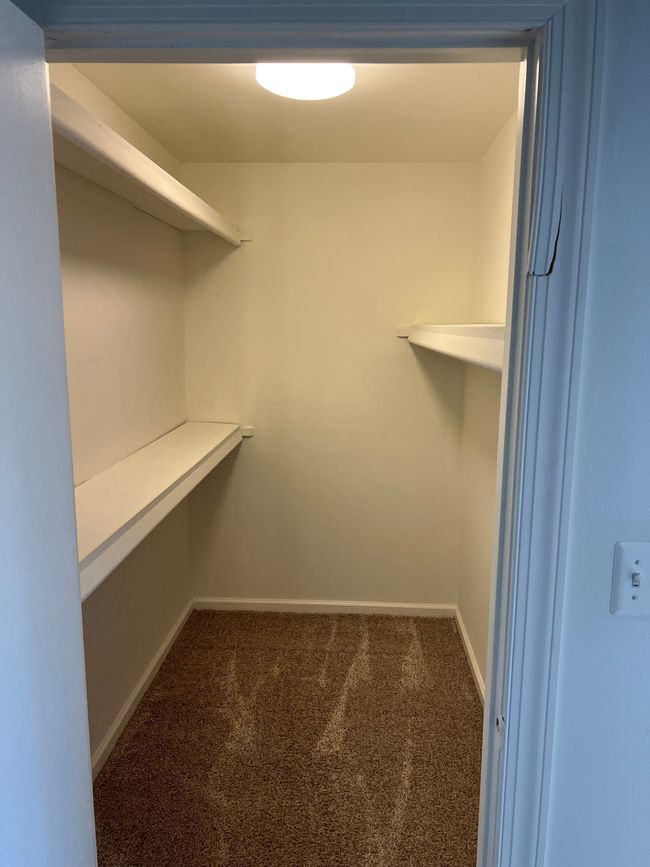 APT-202 - 6157 Orchard Lake Rd, Condo with 3 bedrooms, 2 bathrooms and null parking in West Bloomfield MI | Image 25