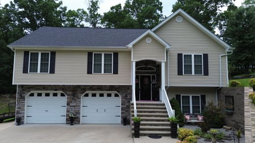 1016 Pinella Dr, Corbin, KY, 40701-8762 | Card Image