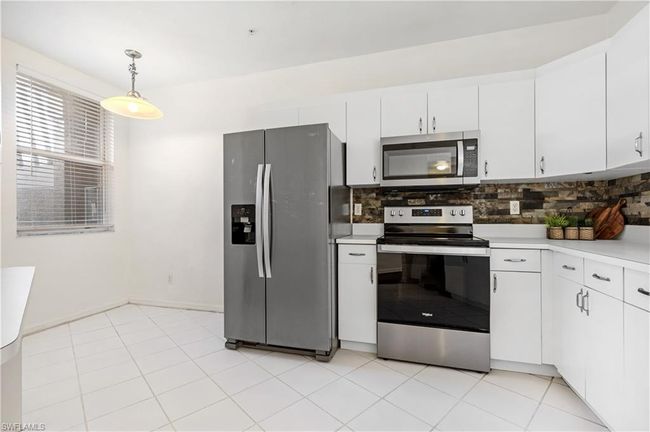 APT-102 - 12040 Summergate Cir, Condo with 2 bedrooms, 2 bathrooms and 1 parking in FORT MYERS FL | Image 5