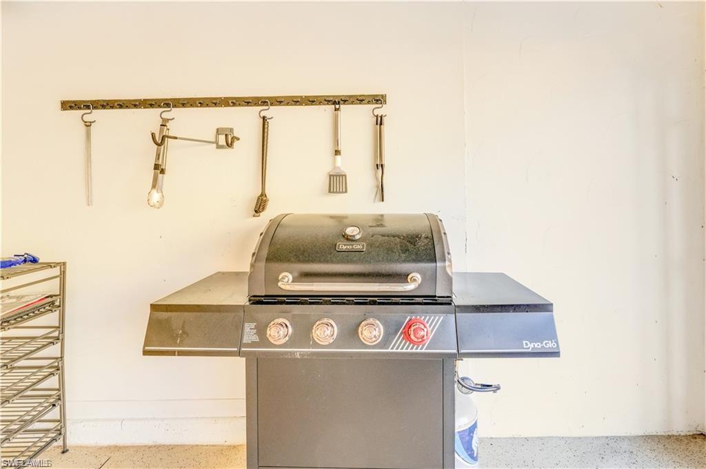 Residential Lease in FORT MYERS 4