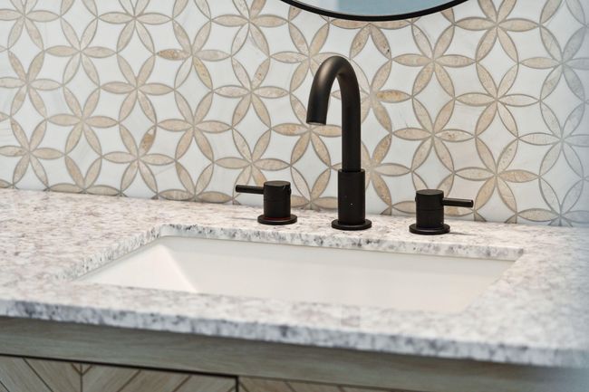 Master Bathroom | Image 18