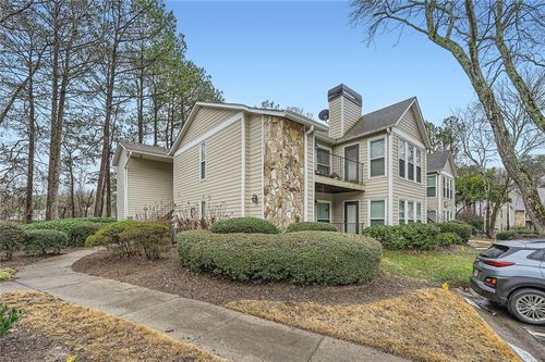 1204 Lake Pointe Cir, Roswell, GA, 30075-6716 | Card Image