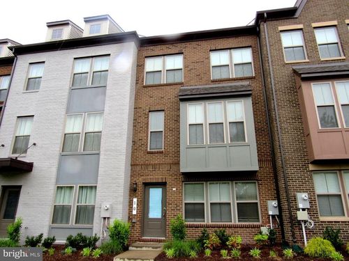 10 Capital Ct, UPPER MARLBORO, MD, 20774-1080 | Card Image