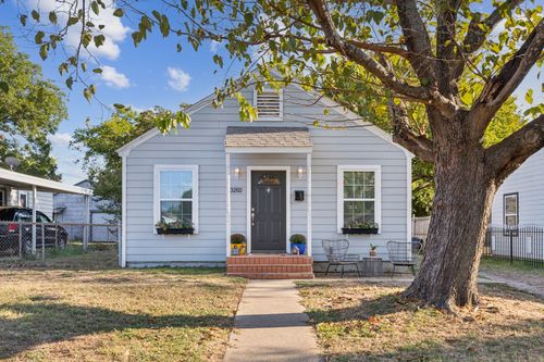 3202 Aster St, Dallas, TX, 75211-5634 | Card Image