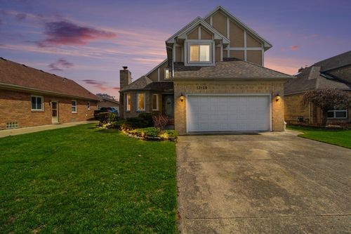 13139 Mulberry St, Southgate, MI, 48195-2440 | Card Image