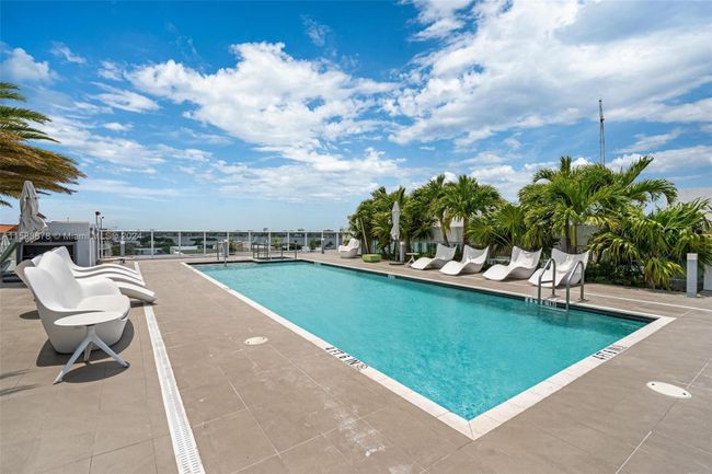 401 - 1150 102nd St, Condo with 2 bedrooms, 2 bathrooms and null parking in Bay Harbor Islands FL | Image 6