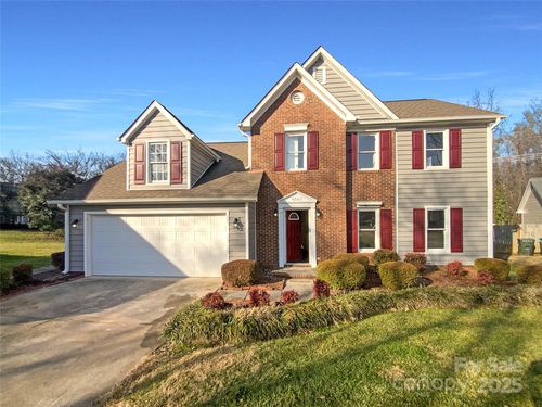 4202 Hounds Run Dr, Matthews, NC, 28105-3781 | Card Image