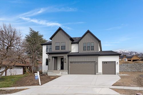 1-295 E 2050 S, Bountiful, UT, 84010-5427 | Card Image