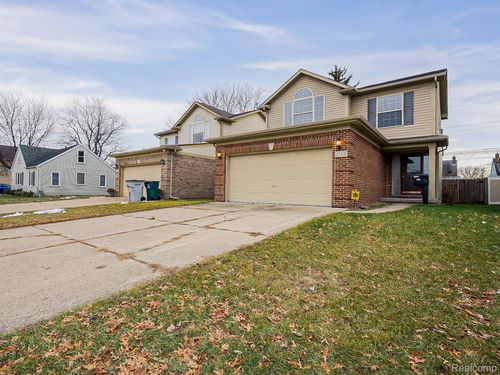 1730 E Woodruff Ave, Hazel Park, MI, 48030-1932 | Card Image