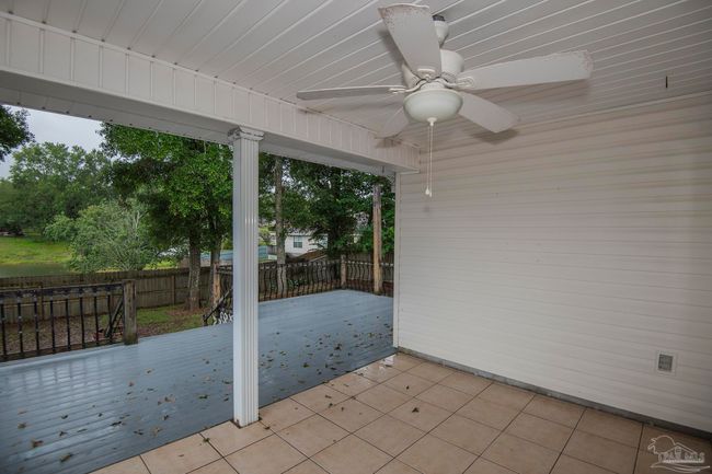 10091 Hillview Dr, House other with 3 bedrooms, 2 bathrooms and 2 parking in Pensacola FL | Image 26