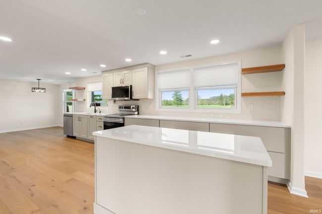 11136 N 200 W, House other with 5 bedrooms, 4 bathrooms and null parking in Ossian IN | Image 9