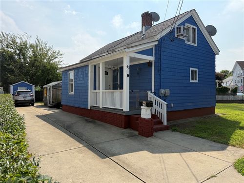 43 Appleton Ave, Pawtucket, RI, 02860-1142 | Card Image