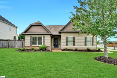 2 Airlie Ln, Simpsonville, SC, 29681-8046 | Card Image