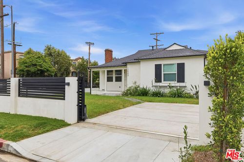 12500 Miranda St, Valley Village, CA, 91607-1516 | Card Image