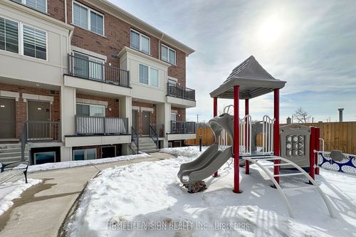 12-490 Beresford Path, Oshawa, ON, L1H0B2 | Card Image
