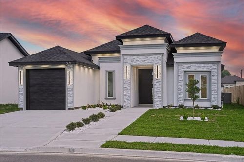 1220 E Evergreen Ave, San Juan, TX, 78589-2496 | Card Image