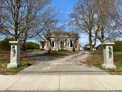 388 Durham Road E, West Grey, ON, N0G1R0 | Card Image