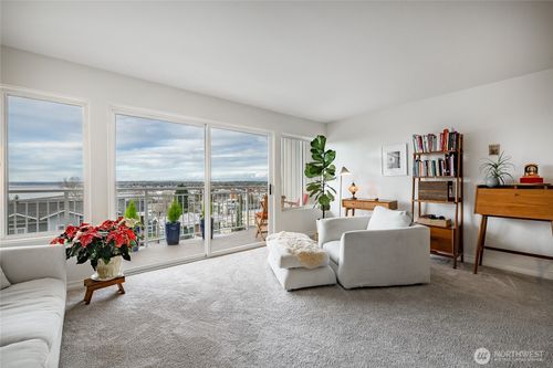 apt-317-819 High St, Bellingham, WA, 98225-5547 | Card Image