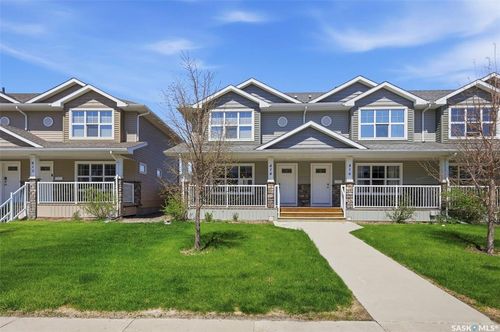 414 Maningas Bend, Saskatoon, SK, S7W0V6 | Card Image
