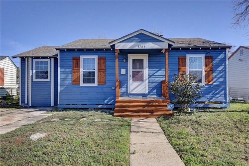 4705 Kendall Dr, Corpus Christi, TX, 78415-1705 | Card Image