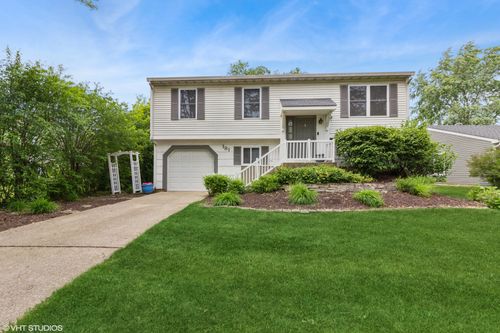 181 Campbell Dr, Bolingbrook, IL, 60440-1635 | Card Image