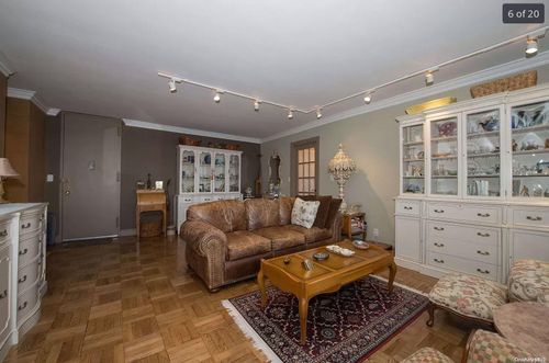 20g-166-25 Powells Cove Blvd, Beechhurst, NY, 11357 | Card Image