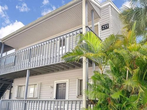 18-255 Fenwick Dr, VENICE, FL, 34285-5614 | Card Image
