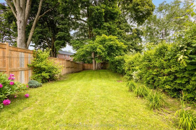 35A Broadview Ave, House attached with 3 bedrooms, 5 bathrooms and 2 parking in Mississauga ON | Image 36