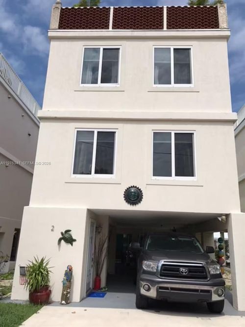 12400 Overseas Hwy, Marathon, FL, 33050-3510 | Card Image