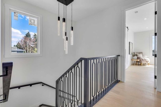 42 Collingwood Place Nw, House other with 5 bedrooms, 4 bathrooms and 2 parking in Calgary AB | Image 26