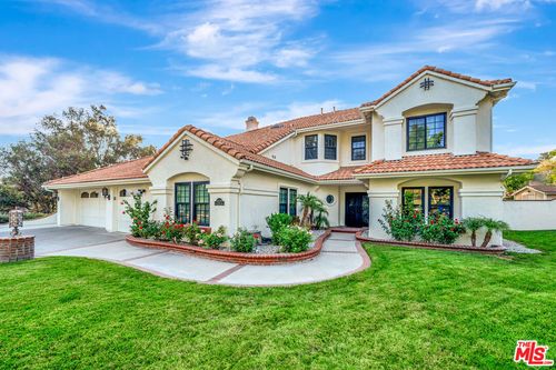 22239 Rolling Ridge Dr, Santa Clarita, CA, 91350-3307 | Card Image