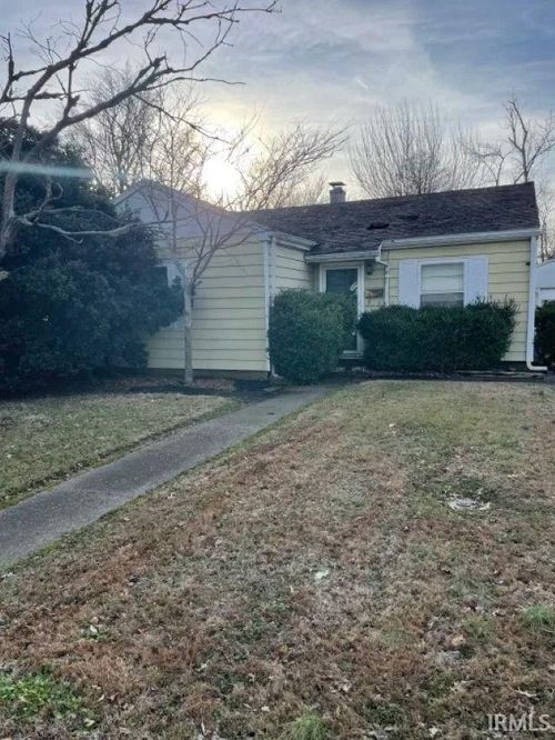 1303 Macarthur Dr, Evansville, IN, 47714-3107 | Card Image