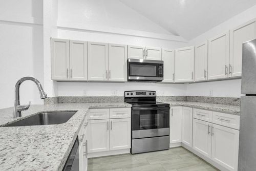 13998 Folkestone Cir, Wellington, FL, 33414-7799 | Card Image