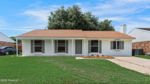 209 Village Ln, Lafayette, LA, 70506-3816 | Card Image
