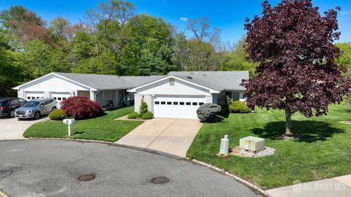 729-b Ralston Plz, MONROE TOWNSHIP, NJ, 08831-7269 | Card Image