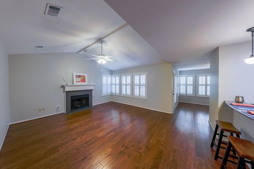 70 Cokeberry Ct, The Woodlands, TX, 77380-1800 | Card Image
