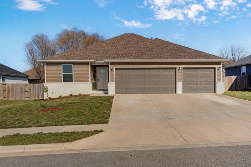 1450 S Olde Savannah Ave, Republic, MO, 65738-4233 | Card Image