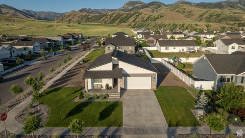 744 N 540 E, Smithfield, UT, 84335-5509 | Card Image