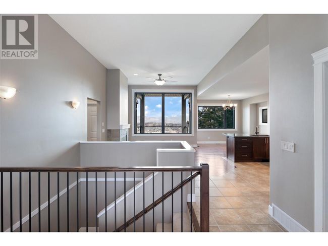2039 Cornerstone Dr, House other with 4 bedrooms, 3 bathrooms and 2 parking in West Kelowna BC | Image 6