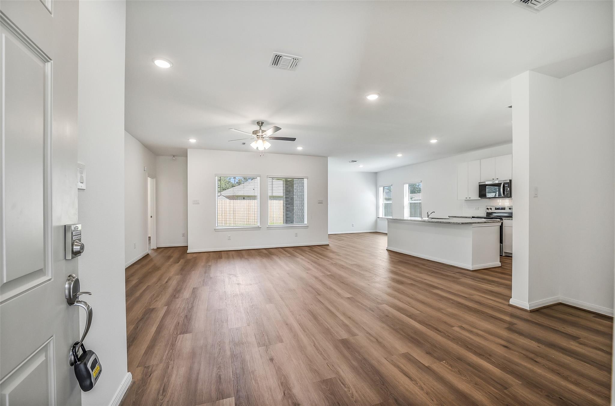 Residential Lease in Cypress 3
