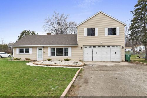 2068 Lost Dauphin Road, DE PERE, WI, 54115 | Card Image