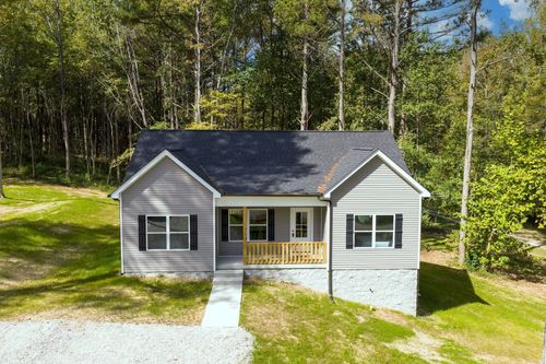 149 Lynn Ln, Charlotte, TN, 37036-4804 | Card Image